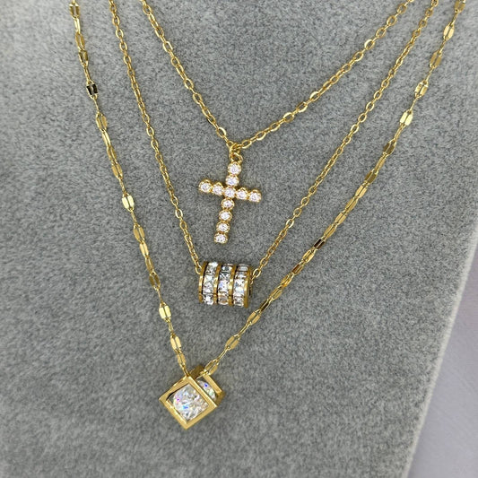 18K gold plated Stainless steel Crosses necklace, Intensity.
