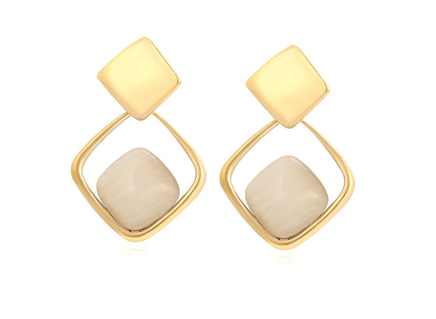 14K Gold Plated Stylish Gold Plated Kite-Shaped Earrings