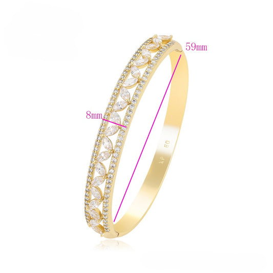 Elegant 14K gold color bangle