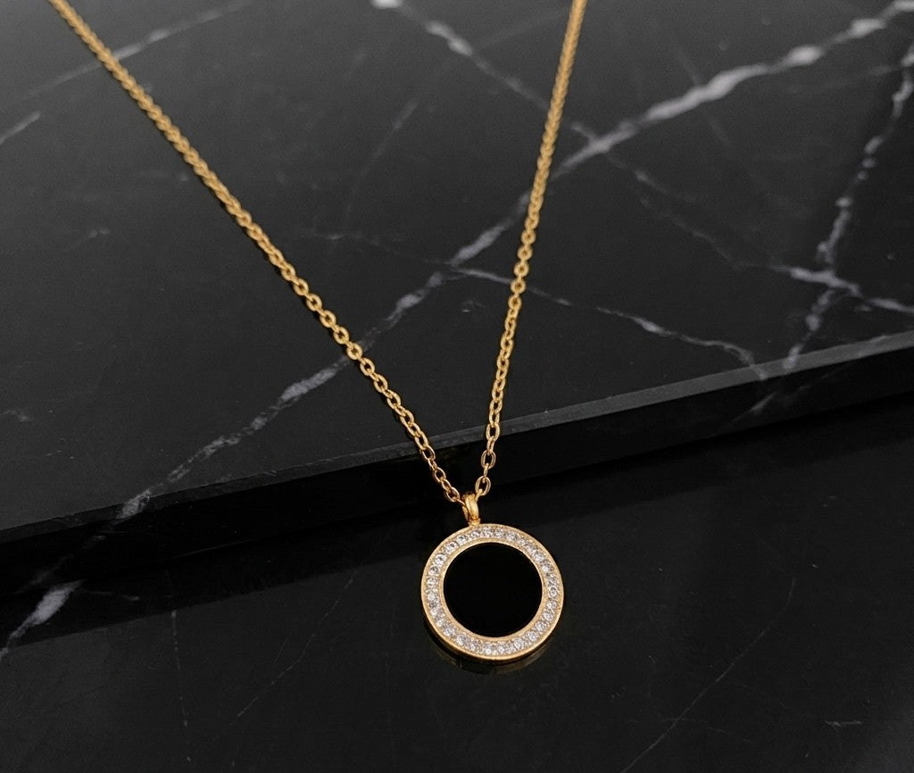 Round Black Agate Pendant Necklace