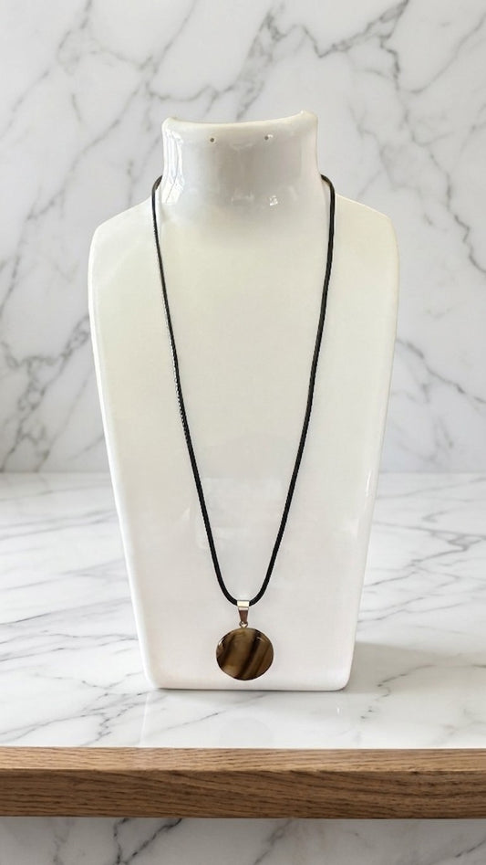 Round Agate Crystal Pendant — Natural Stone Charm