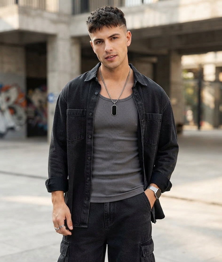 Black Rectangle Pendant Necklace — Unisex Box Chain