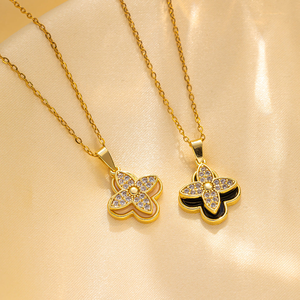 2-in-1 Magnetic Folding Heart Clover Necklace