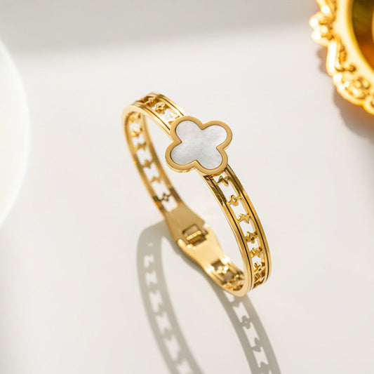 Minimalist Geometric Titanium Steel Bracelet with Micro-Pavé Zirconia for Women – Clover Edition
