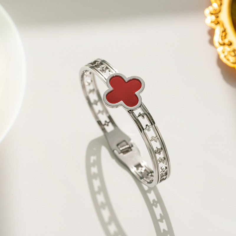 Minimalist Geometric Titanium Steel Bracelet with Micro-Pavé Zirconia for Women – Clover Edition