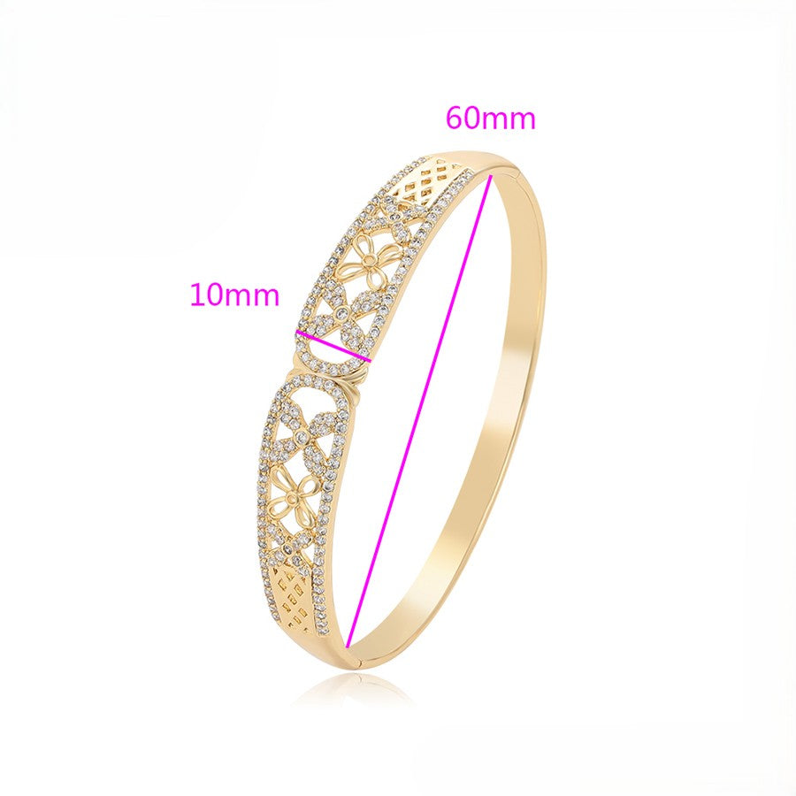 14K Gold Plated Floral Lattice Bangle Bracelet