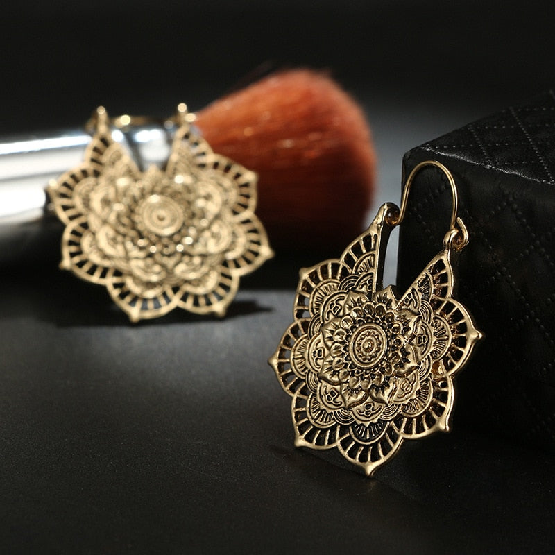 Lotus Skull Mandala Bee Flower Earrings For Women Tribal Brass Gold Hoop Earrings Elegant Boho Ethnic Earrings серьги кольца