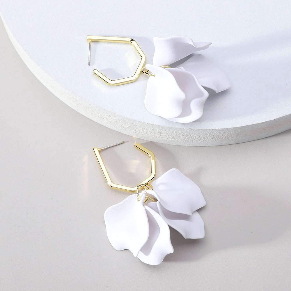 Korean Fashion Acrylic Rose Petals Flower Dangle Earrings For Women 2022 Trend Luxury Design Wedding Party Jewelry Accessories