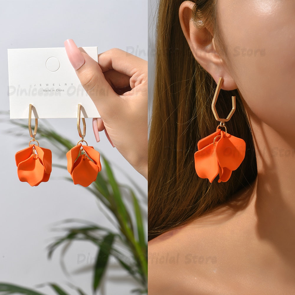 Korean Fashion Acrylic Rose Petals Flower Dangle Earrings For Women 2022 Trend Luxury Design Wedding Party Jewelry Accessories